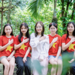 chị Hoàng Khanh 45 tuổi đưa feedback về lớp Múa kiếm của thầy Biệt Dị